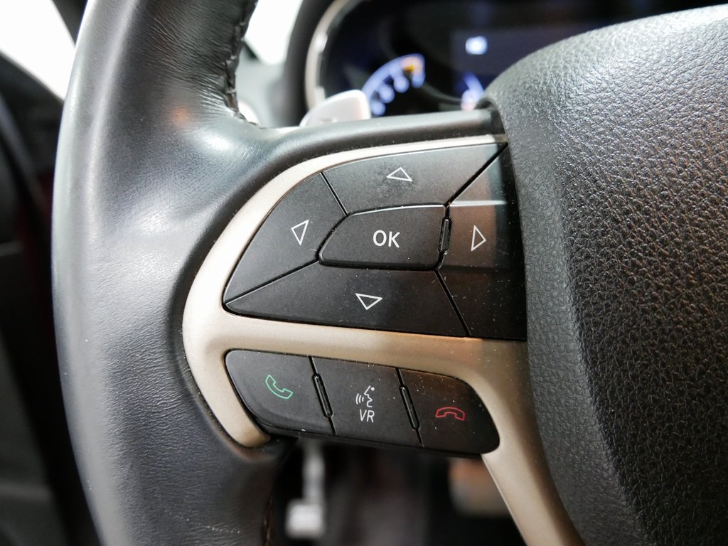 2017 Jeep Grand Cherokee Laredo photo 27