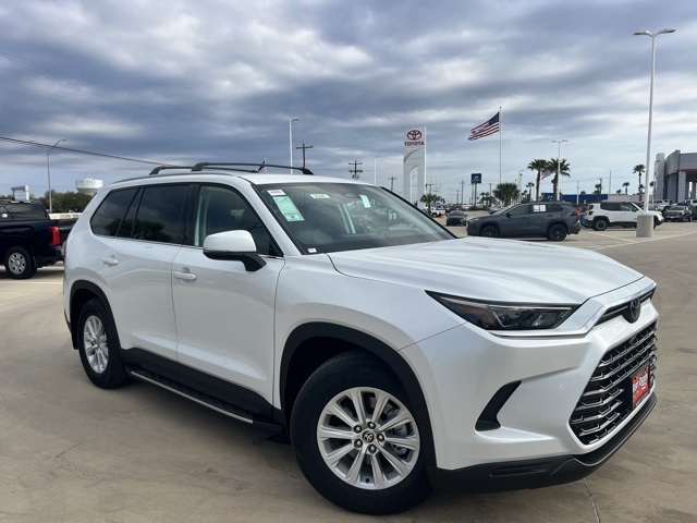 2026 Toyota Grand Highlander XLE's photo