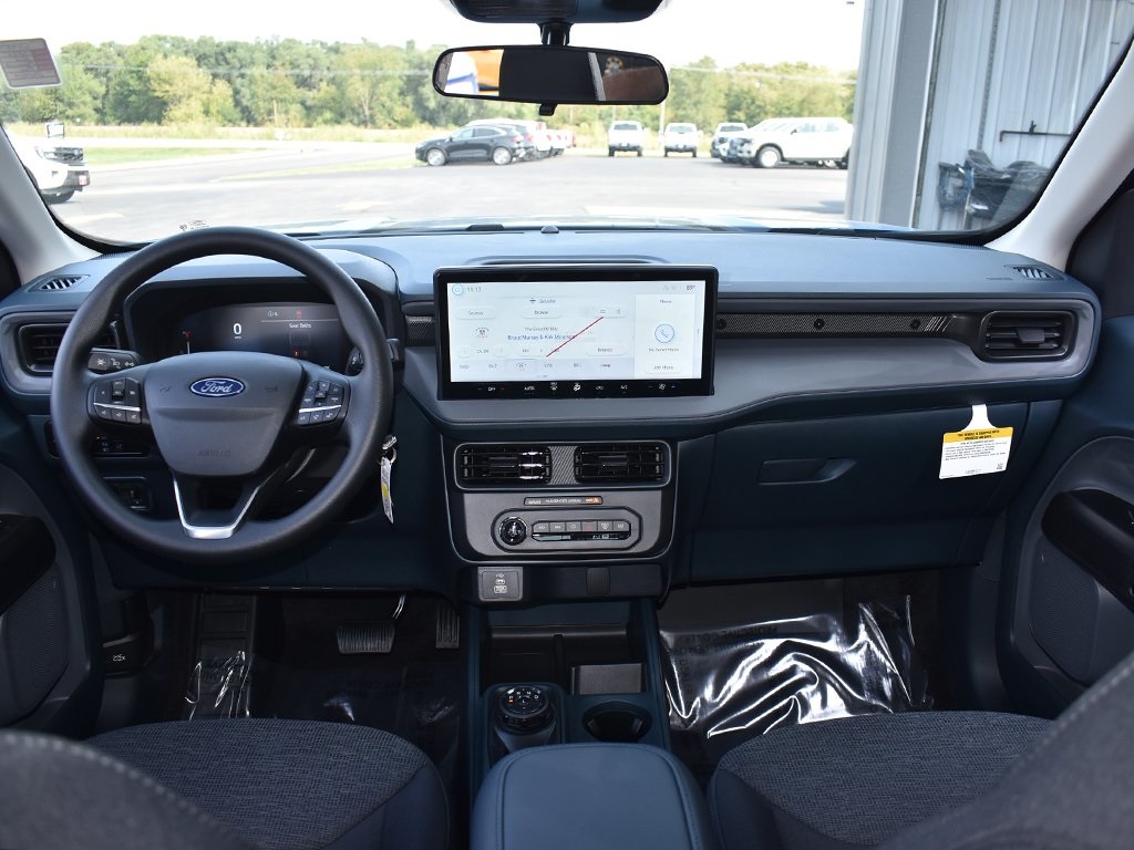 2025 Ford Maverick XL photo 3