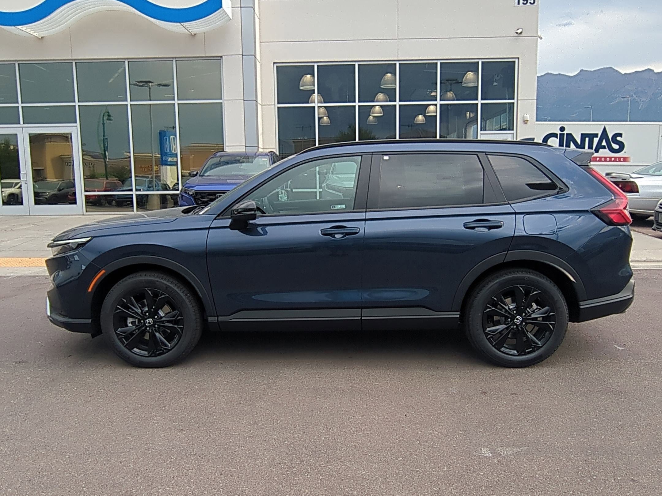 2026 Honda CR-V Sport Touring photo 5