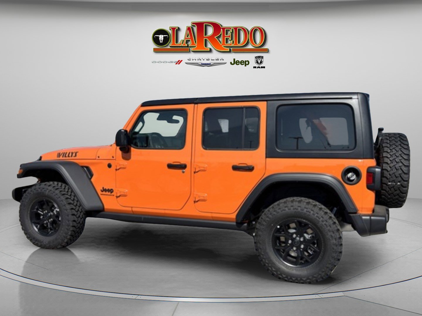 2025 Jeep Wrangler Willys photo 2