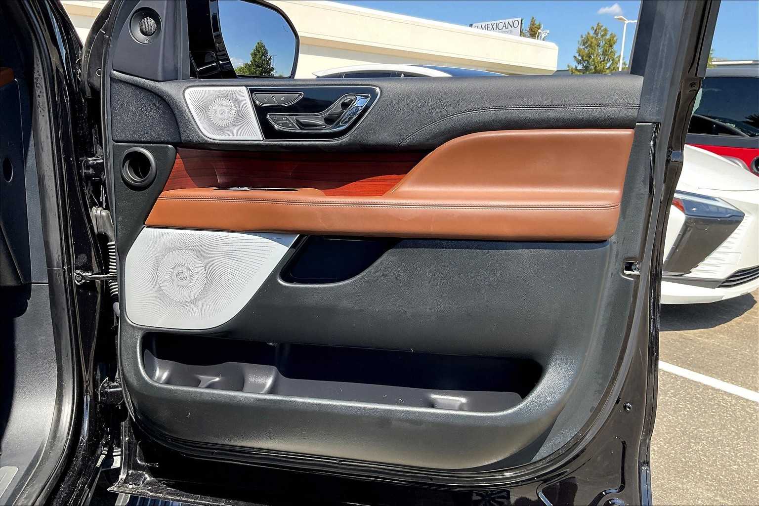 2022 Lincoln Navigator Reserve photo 19
