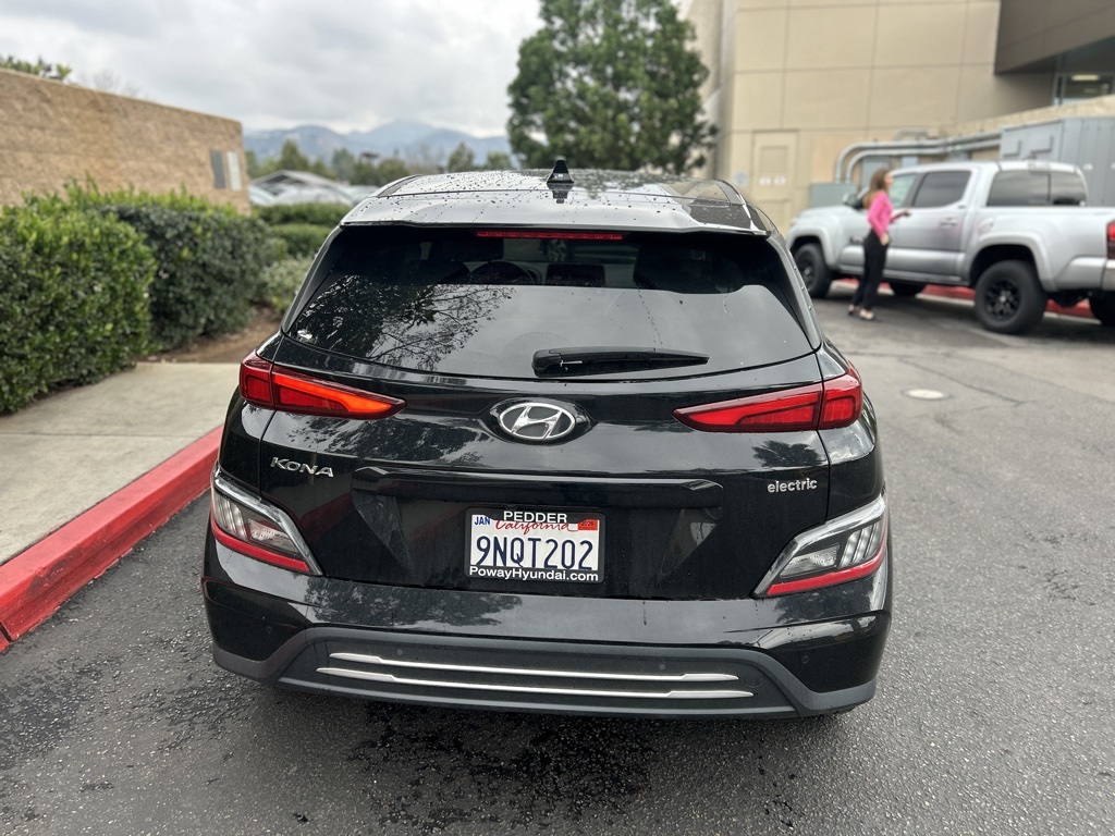 Used 2023 Black Hyundai Limited image 6