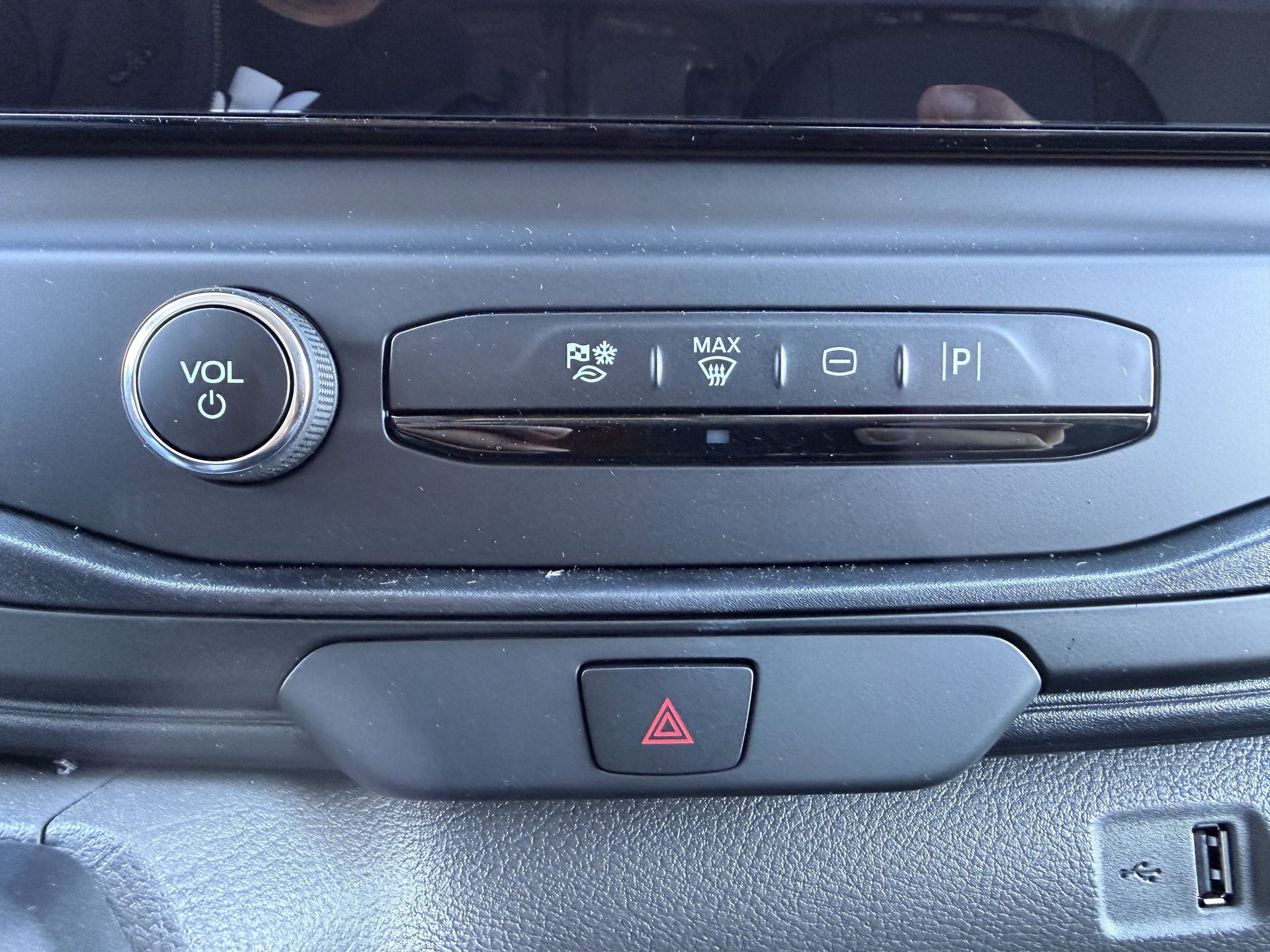 2026 Ford Transit photo 4