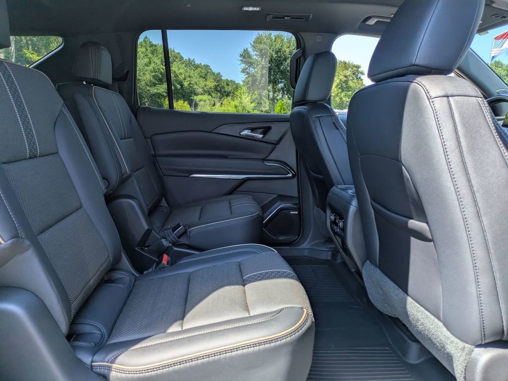 2026 Chevrolet Traverse High Country photo 26