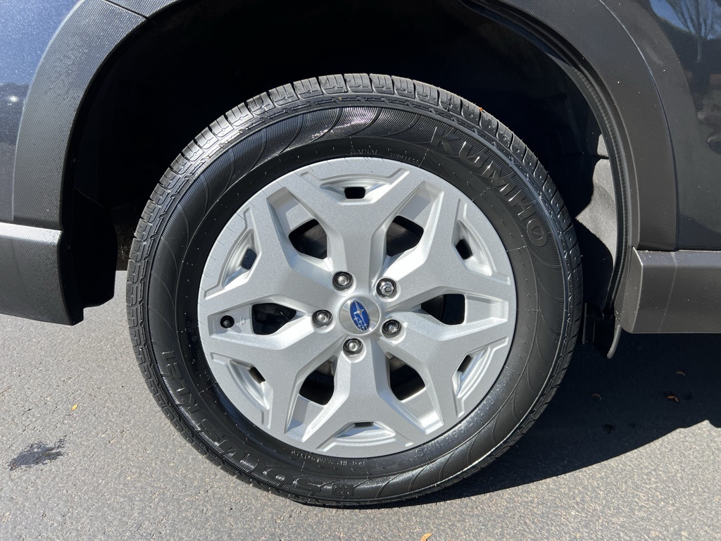 2019 Subaru Forester Base photo 7