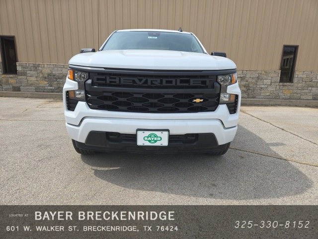 2025 Chevrolet Silverado 1500 Custom photo 3