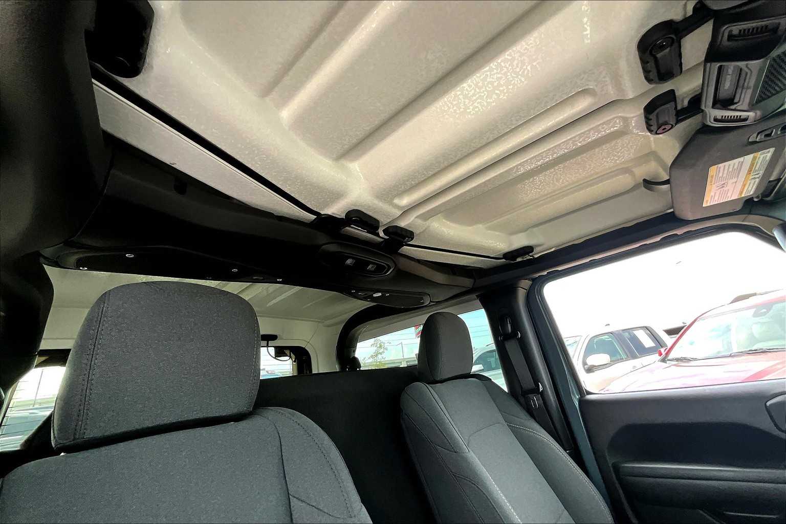 2025 Jeep Wrangler Sport photo 12