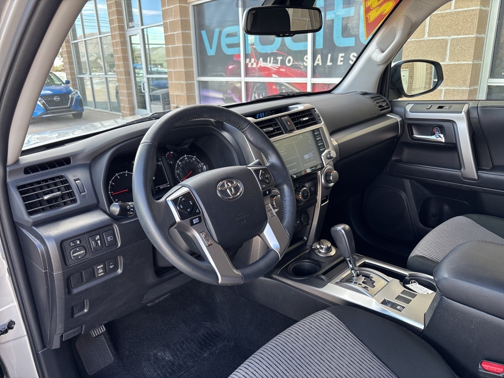2024 Toyota 4Runner SR5 photo 9