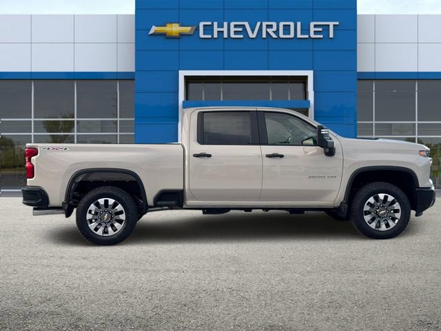 2026 Chevrolet Silverado 2500HD Custom photo 3
