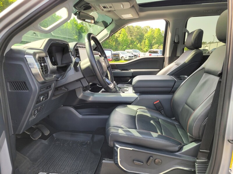 2022 Ford F-150 Lariat photo 5