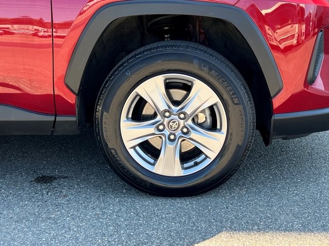 2023 Toyota RAV4 XLE photo 21