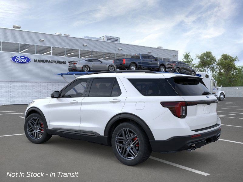 2025 Ford Explorer ST photo 2