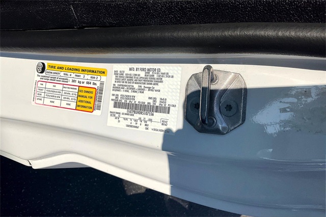 2022 Ford Mustang EcoBoost Convertible photo 3