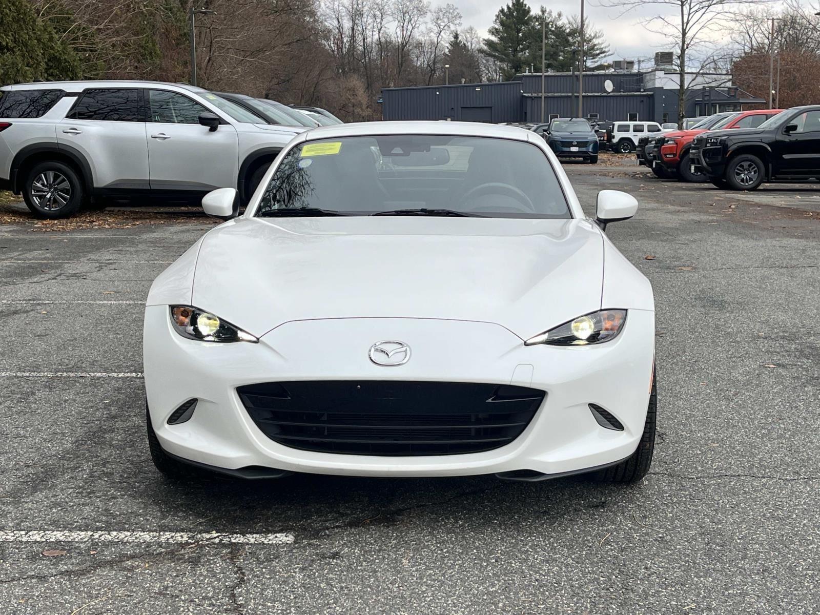 2019 Mazda MX-5 Miata Miata RF Grand Touring photo 2
