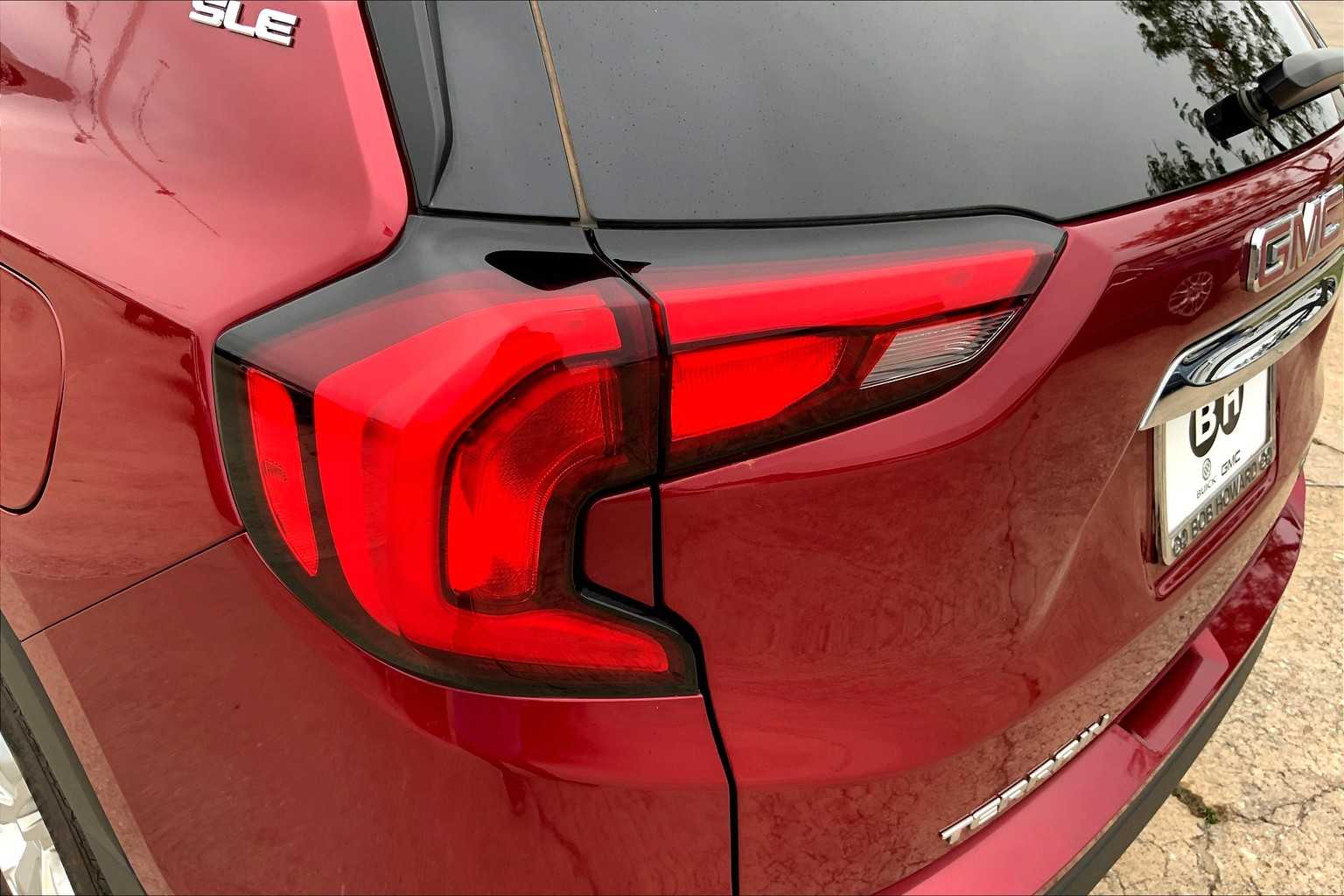 2020 Gmc Terrain SLE photo 24