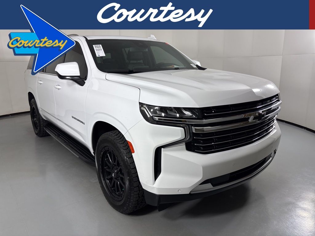 2023 Chevrolet Suburban LT's photo