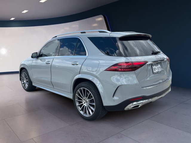 2024 Mercedes Benz GLE 450e photo 3