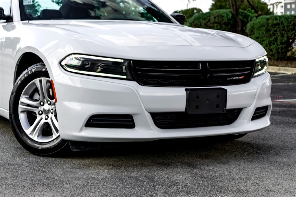 2023 Dodge Charger SXT photo 3