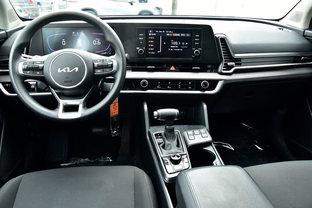 2025 Kia Sportage LX photo 13