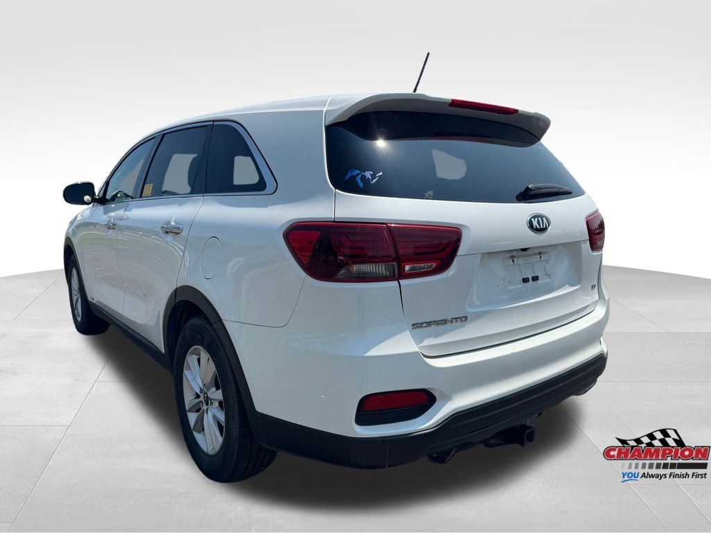 2019 Kia Sorento LX photo 3
