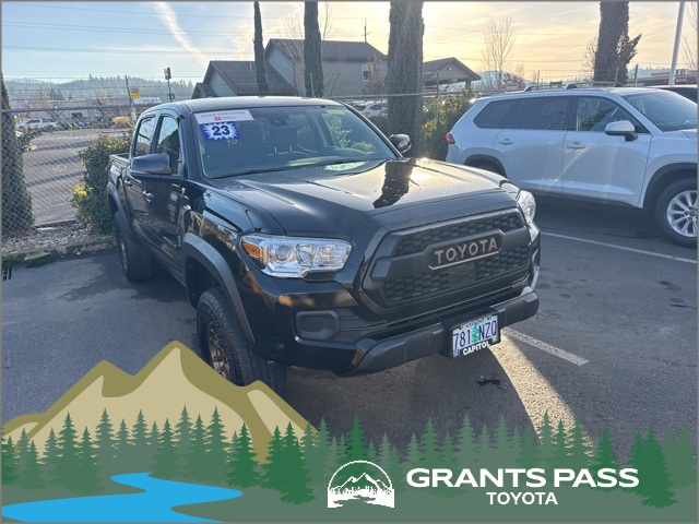 2023 Toyota Tacoma Trail's photo