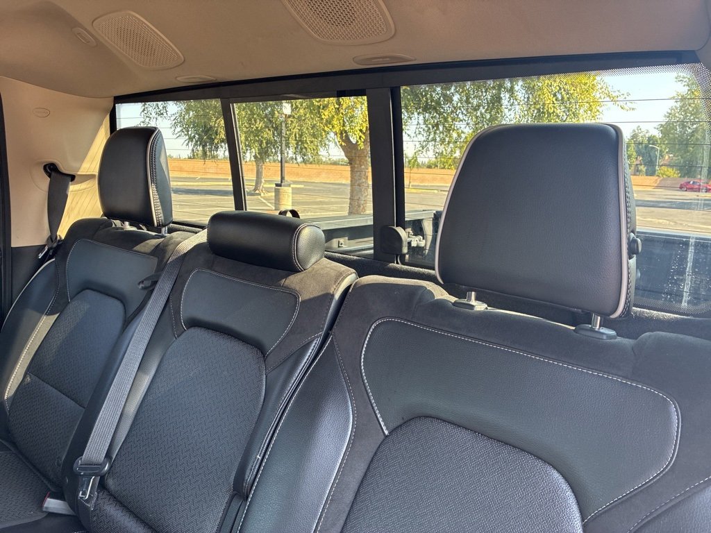 2019 Ram 1500 Laramie photo 18