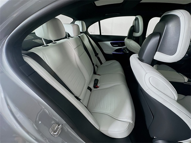 2025 Mercedes Benz C 300 photo 27