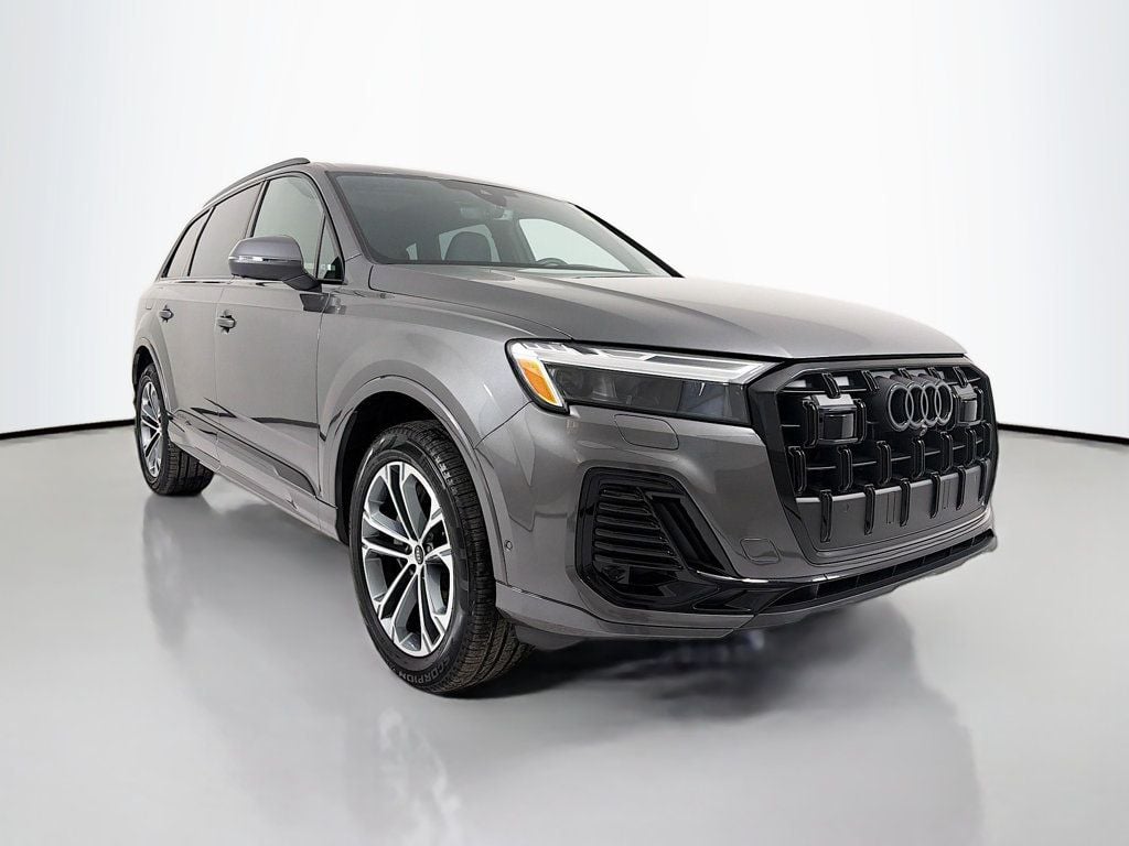 2025 Audi Q7 Premium