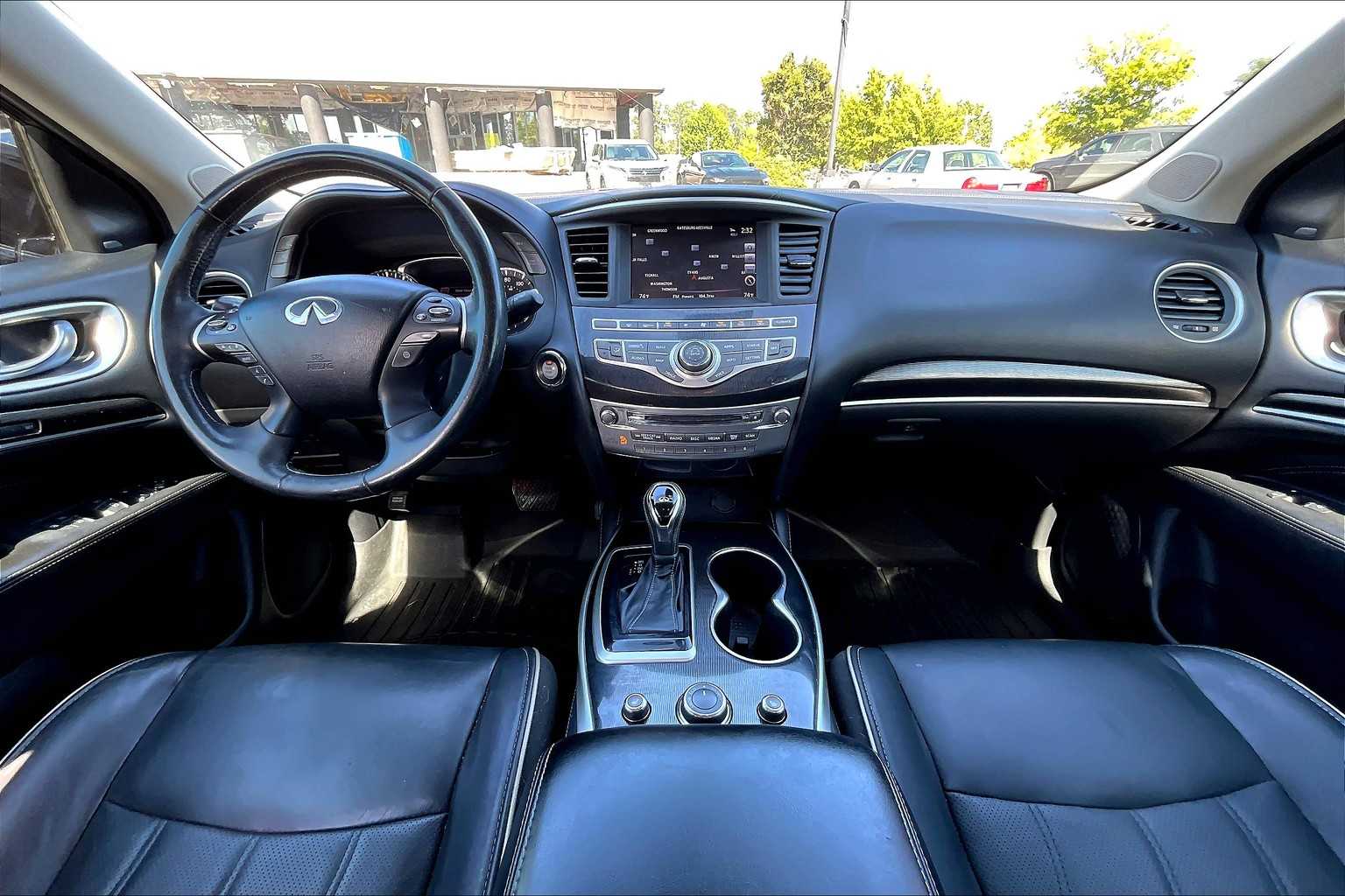 2019 Infiniti QX60 Luxe photo 14