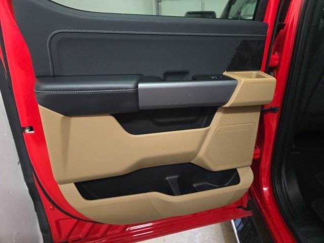 2021 Ford F-150 XLT photo 14