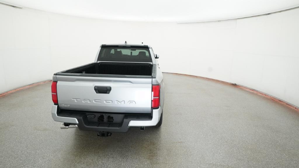 2025 Toyota Tacoma SR5 4x4 Double Cab photo 18