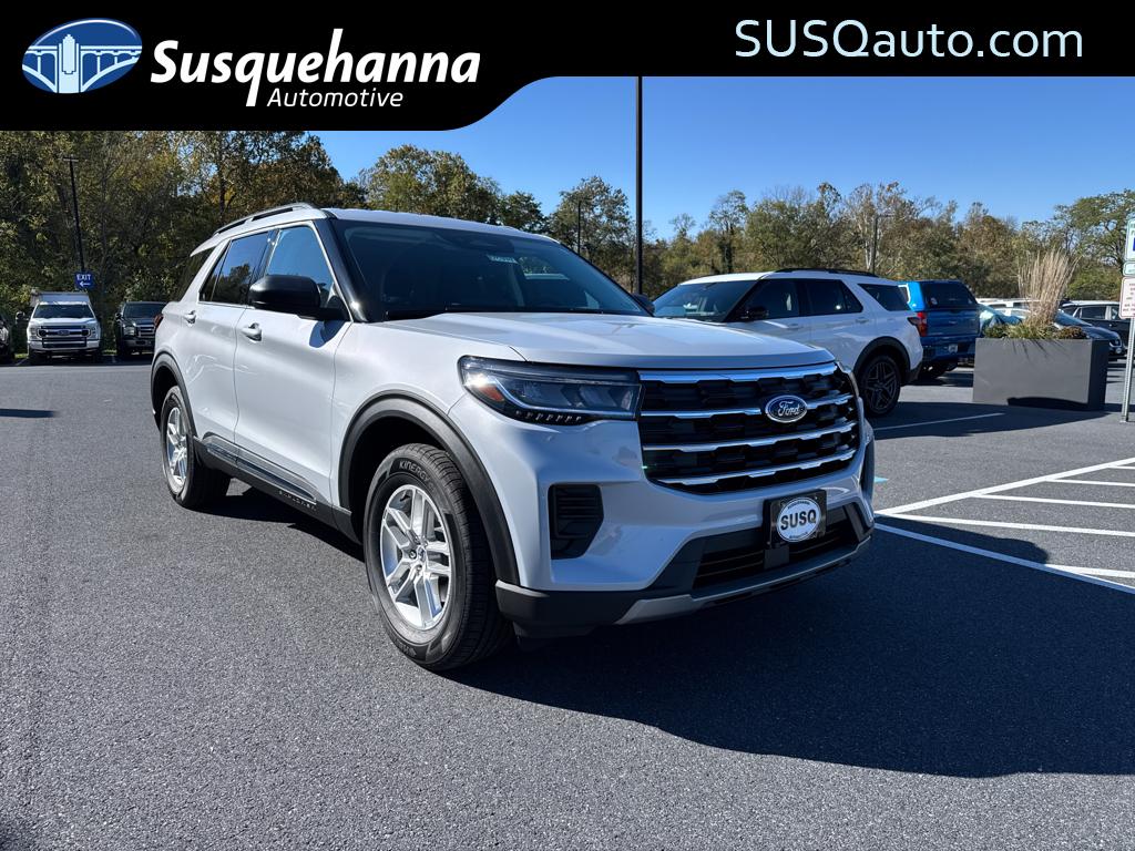 2025 Ford Explorer Active's photo