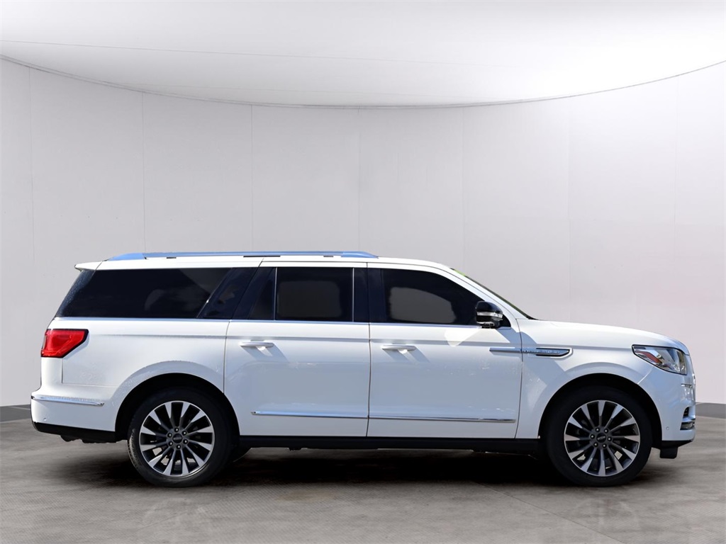 2021 Lincoln Navigator L Reserve photo 4