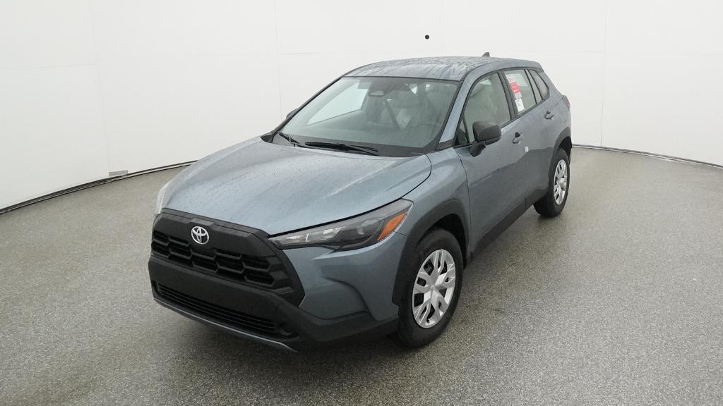 2026 Toyota Corolla Cross L photo 3