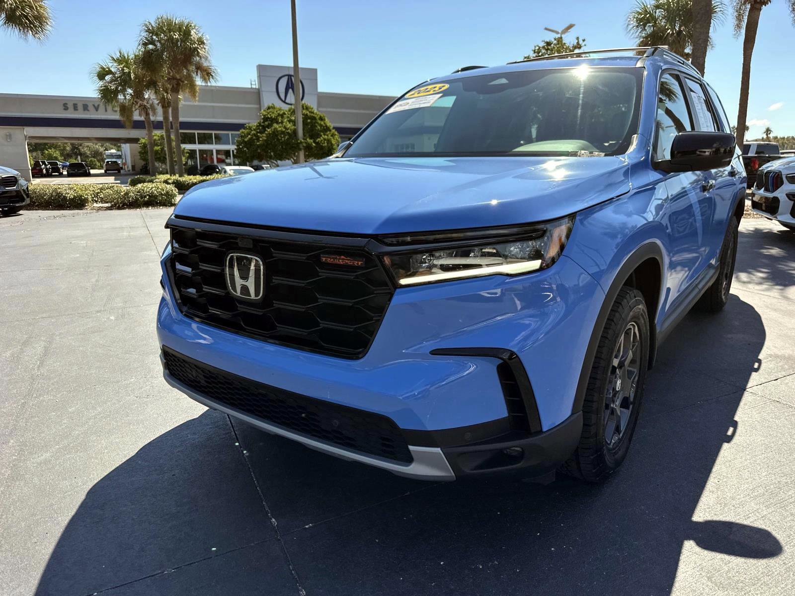 2023 Honda Pilot TrailSport photo 6