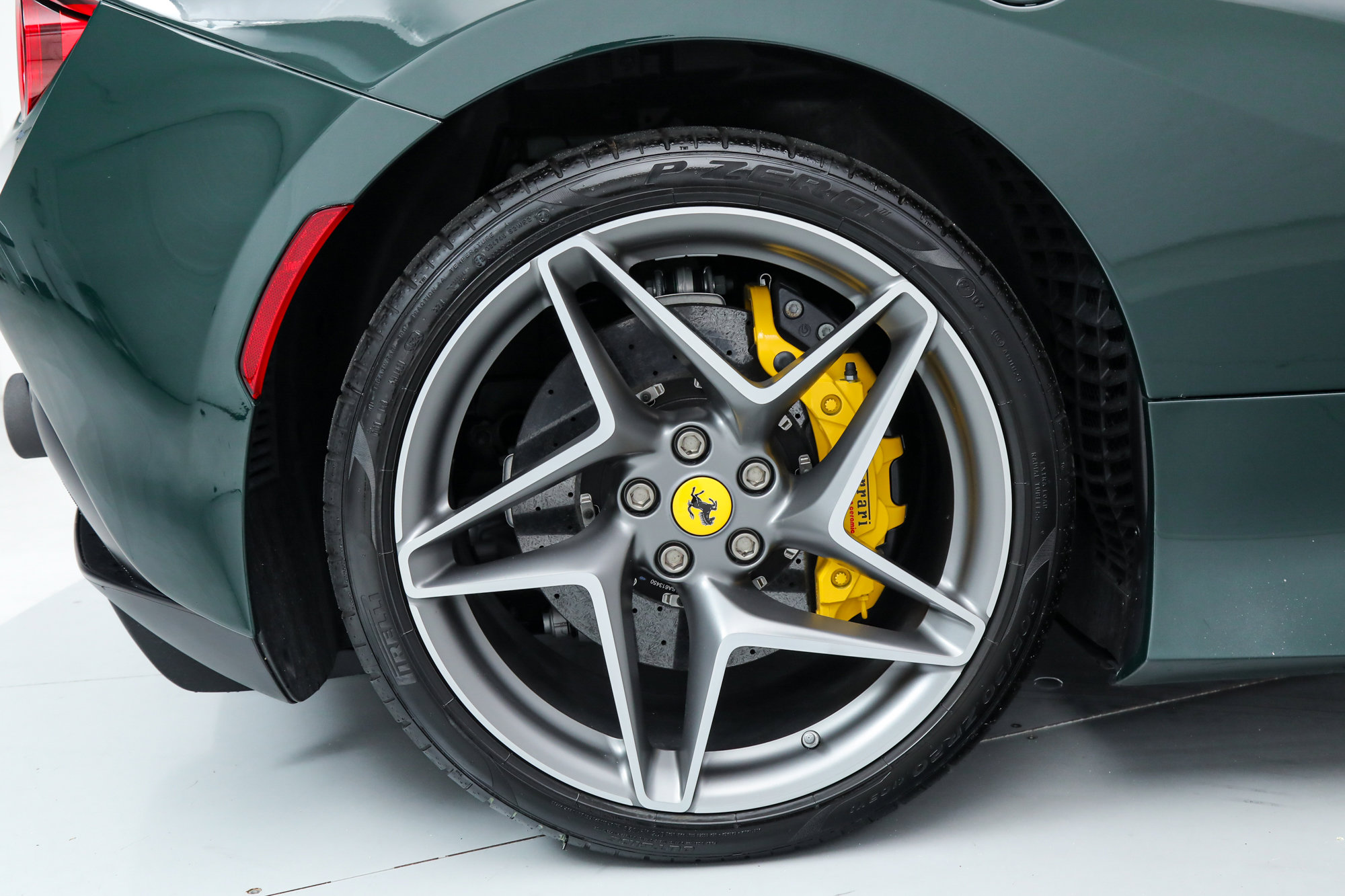 2022 Ferrari F8 Spider photo 49