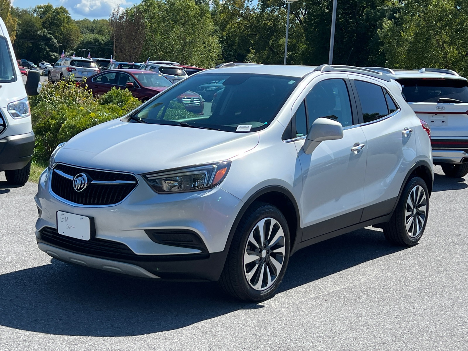 2022 Buick Encore Preferred photo 2