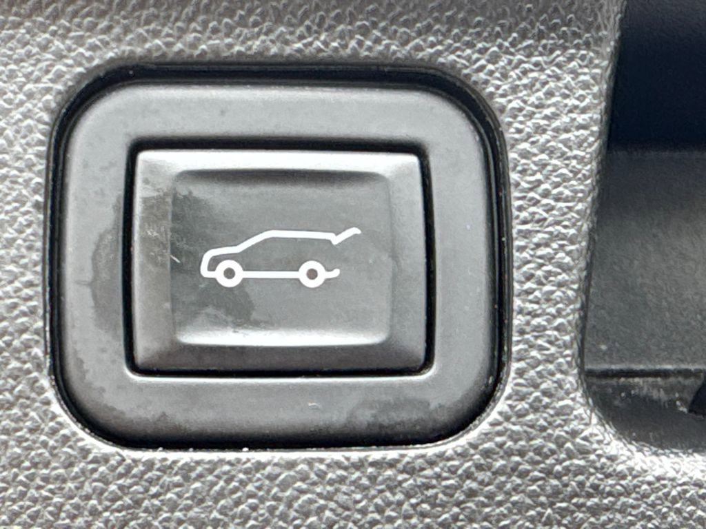 2023 Gmc Acadia AT4 photo 14