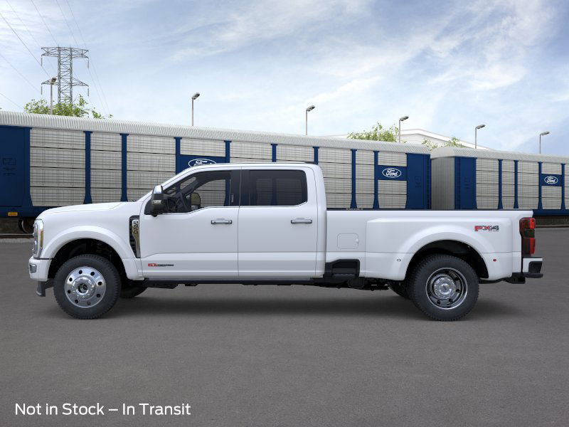 2026 Ford F-450 Platinum photo 2