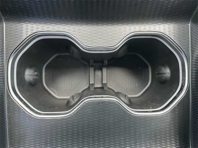 2025 Jeep Grand Cherokee Altitude photo 18