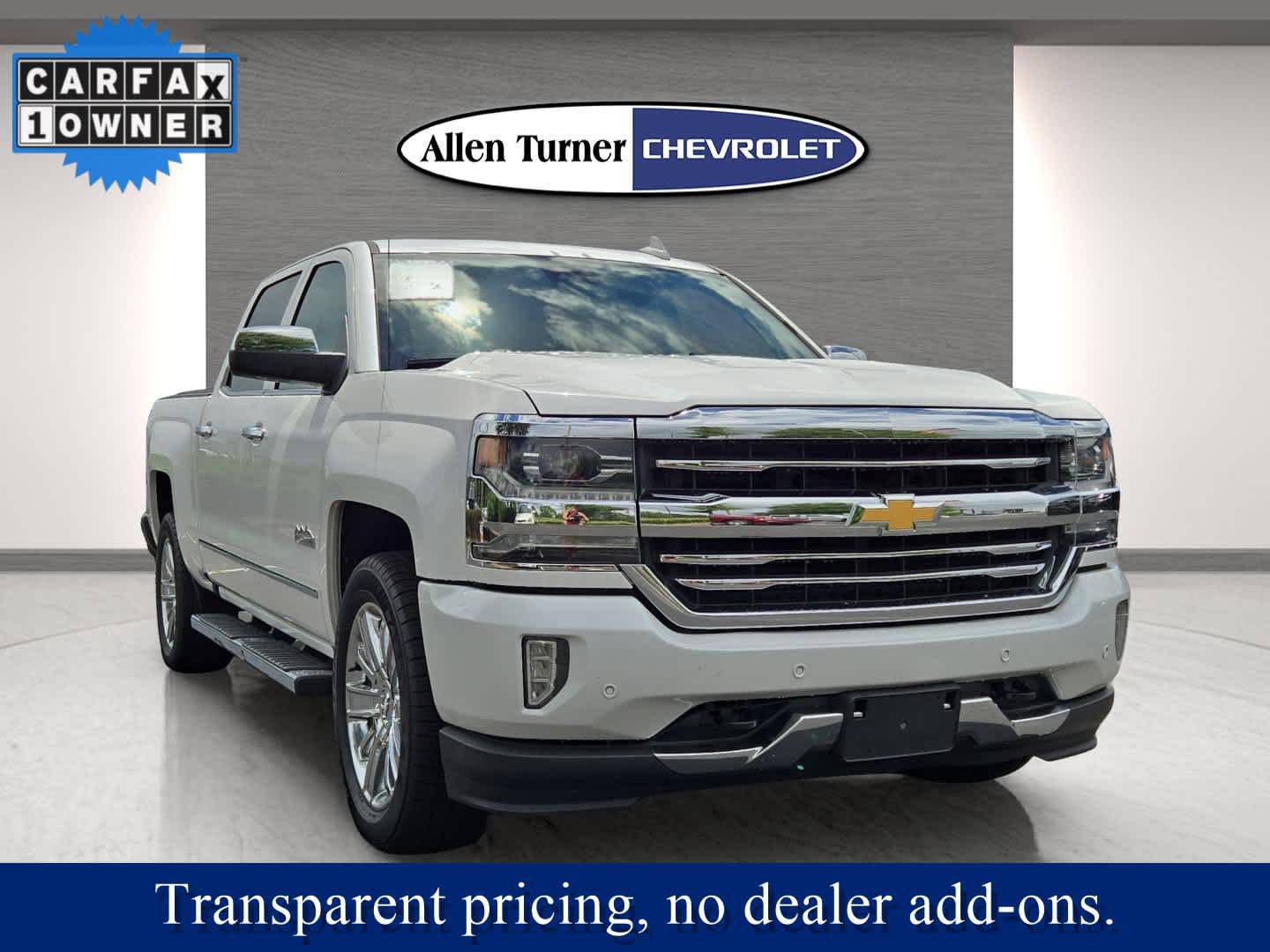 2017 Chevrolet Silverado 1500 High Country photo 2