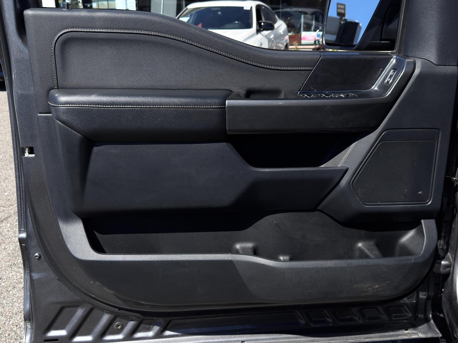 2022 Ford F-150 XLT photo 12