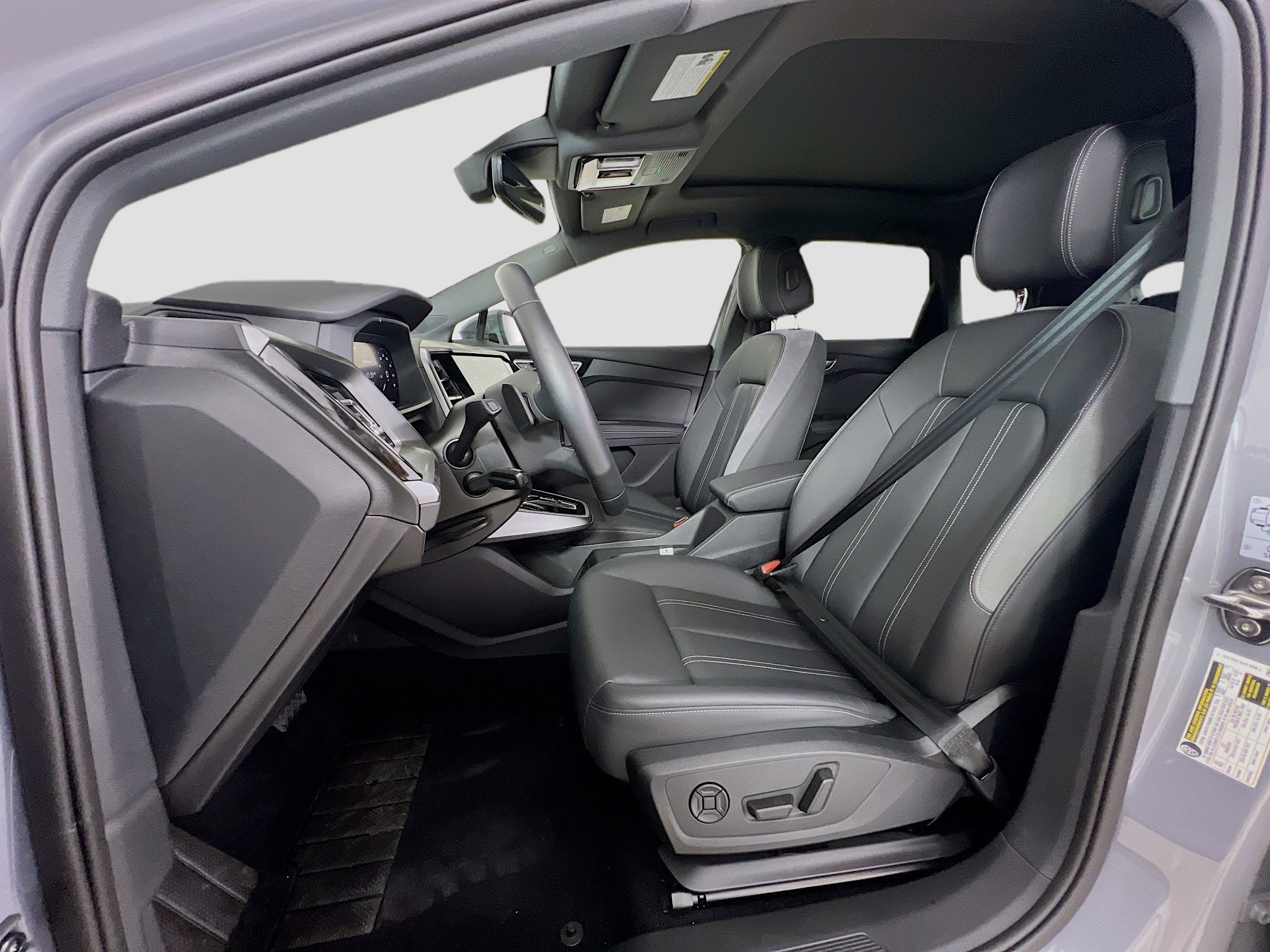 2024 Audi Q4 E-tron Premium Plus photo 20