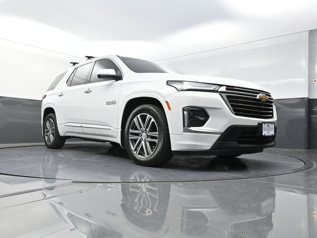 2023 Chevrolet Traverse High Country photo 17