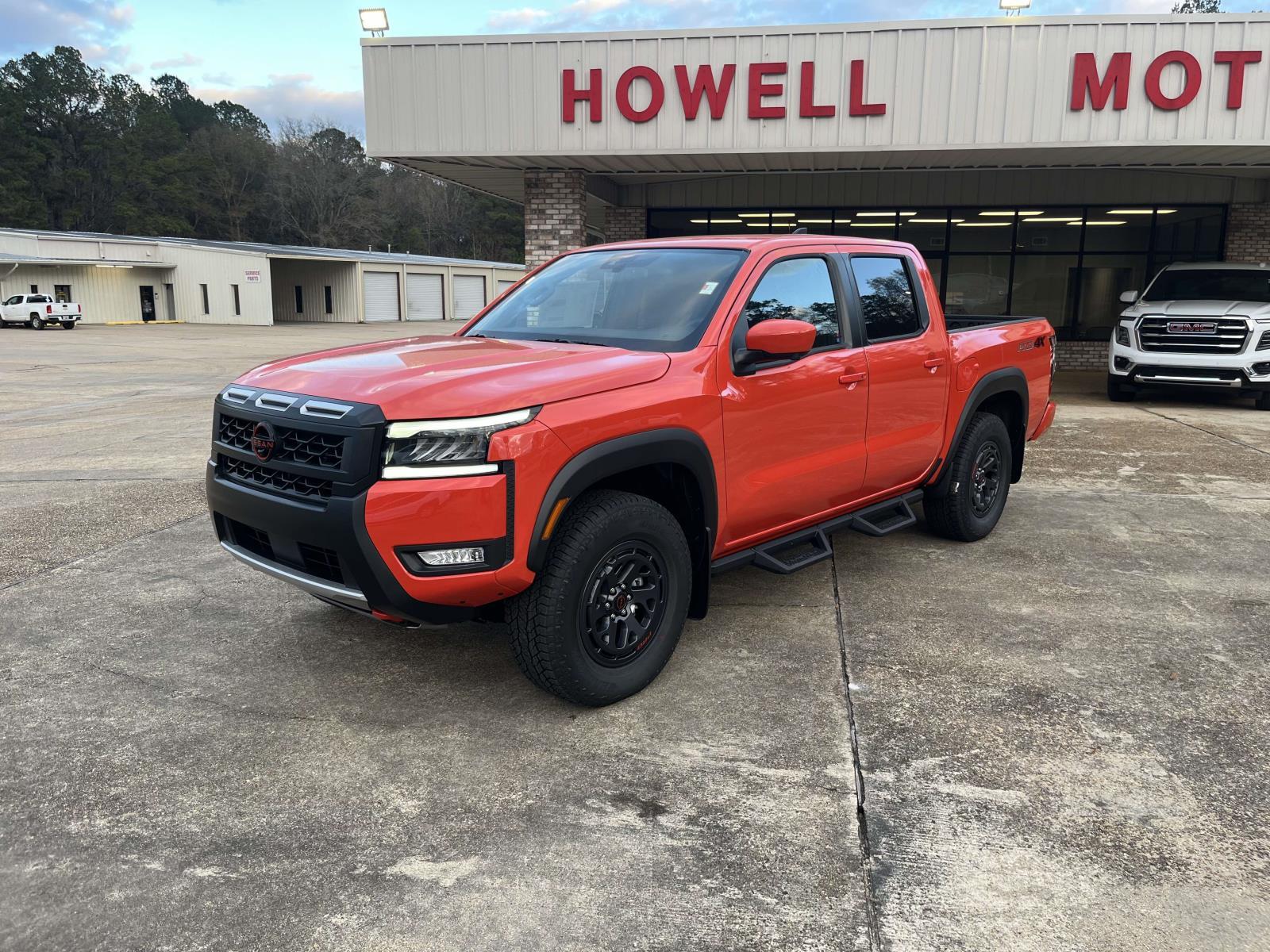 2026 Nissan Frontier PRO-4X's photo