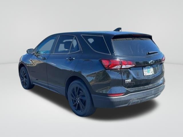 2023 Chevrolet Equinox LS photo 2