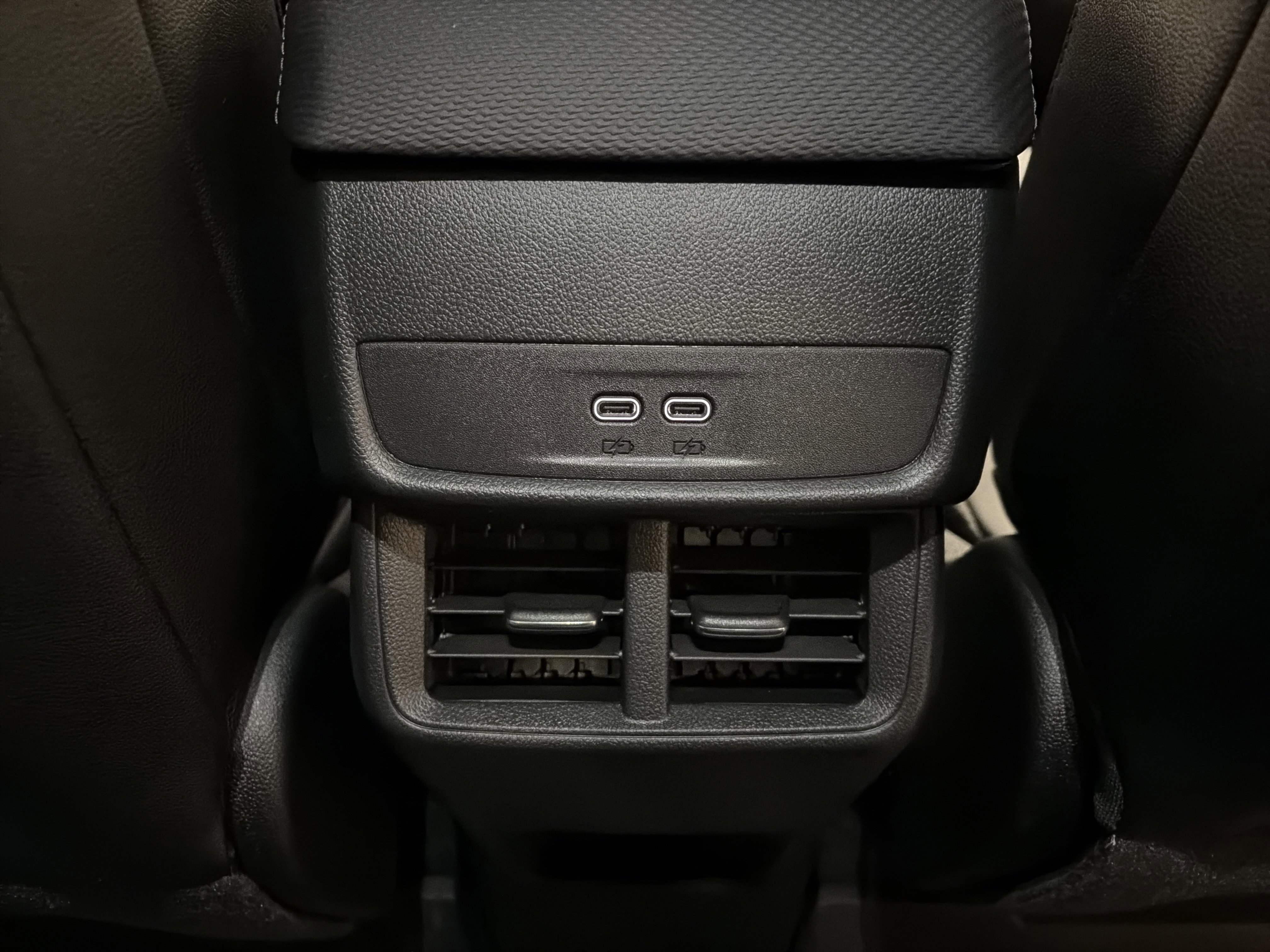 2026 Chevrolet Equinox LT photo 2