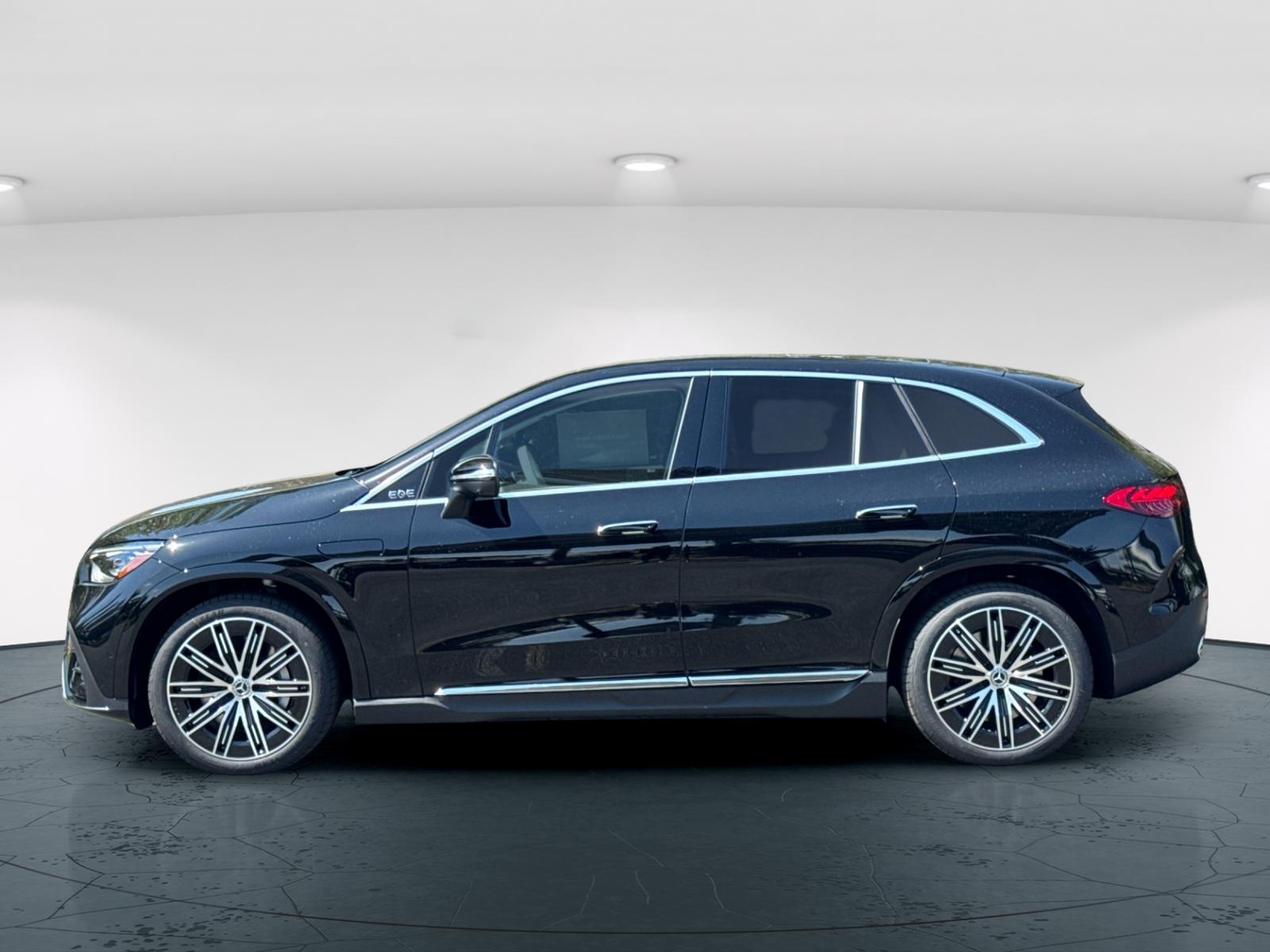 2026 Mercedes Benz EQE SUV photo 3