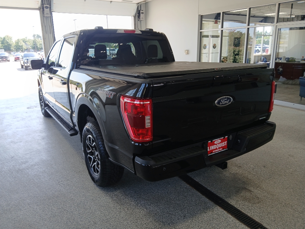 2023 Ford F-150 XLT photo 6